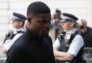 马卡：黄潜准备继续推进托马斯的签约，球迷已有大规模活动反对